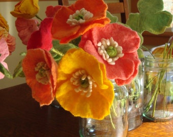 Poppy / Felted Flower / choice of color / felt poppy