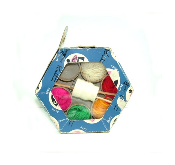 Vintage Knitting Spool Kit Campus Knit Kit by H. Davis Co