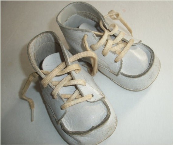 Items similar to sale -Adorable ANTIQUE 1940s BABY SHOES - Soft White ...