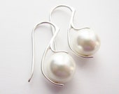 Pure White Tahitian Pearl Earrings Sterling Silver - Handmade - Custom colors available - Perfect for Modern Brides, Bridesmaids