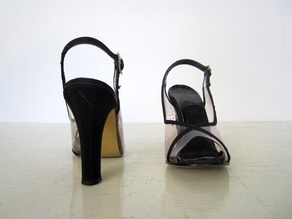 1950s High Heels / Clear Plastic Shoes / 50s Heels / Size 6.5