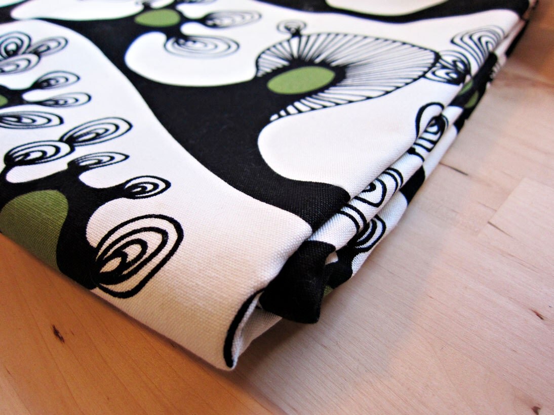 IKEA upholstery weight fabric Cilla Ramnek 2008 2 yards