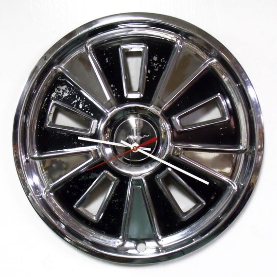 Vintage ford mustang hubcaps #5