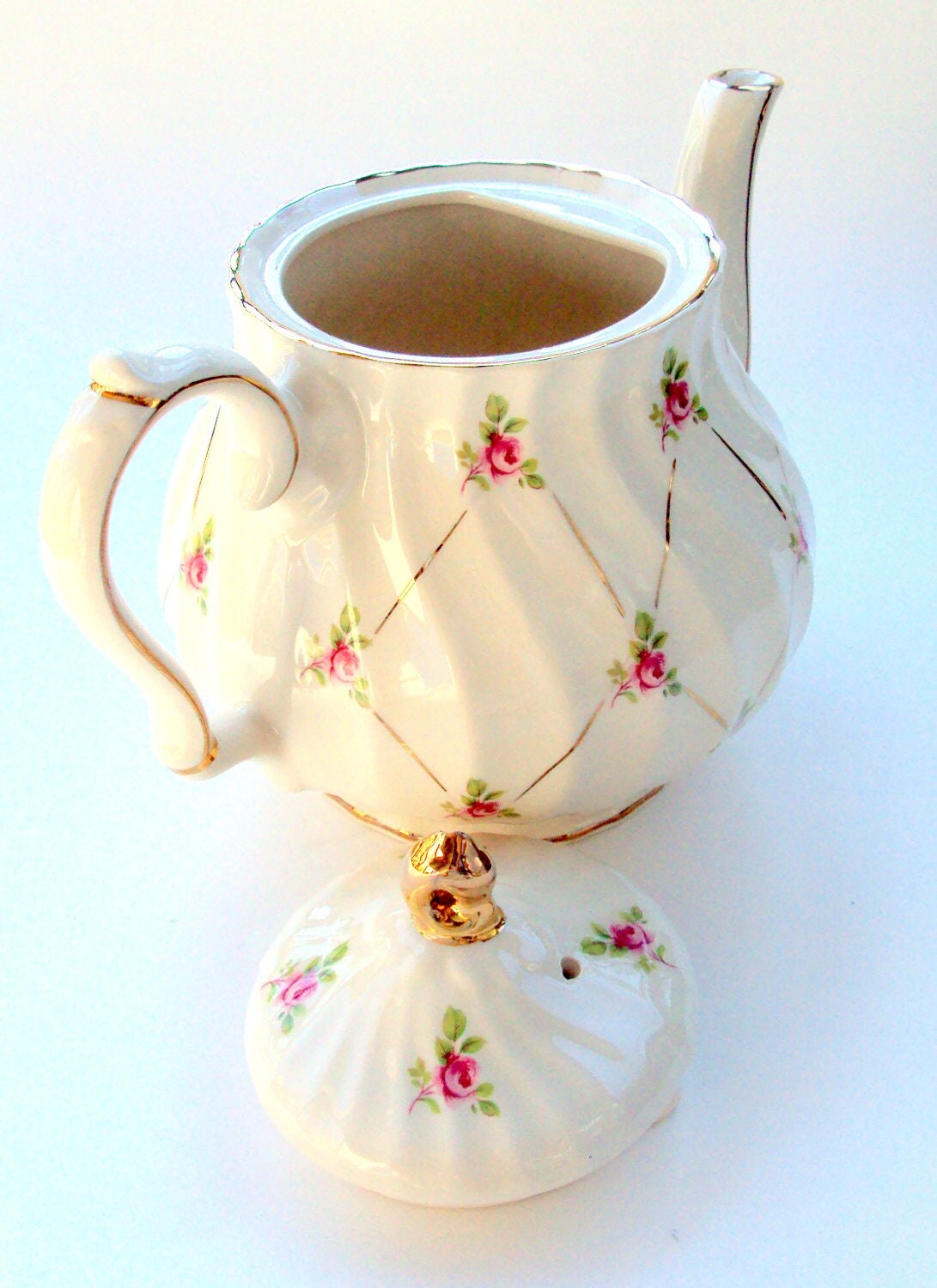 Vintage Sadler Teapot England Roses Pattern 3632 22K Gold