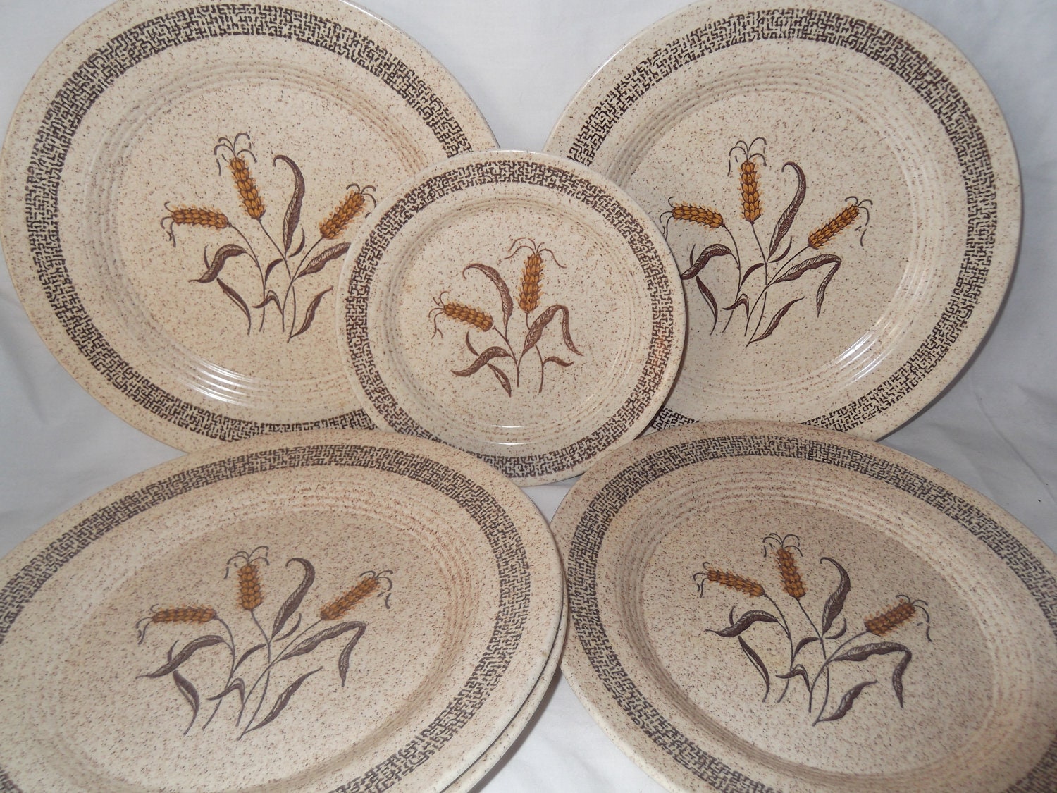 Vintage Homer Laughlin china 7 pieces wheat pattern H 83