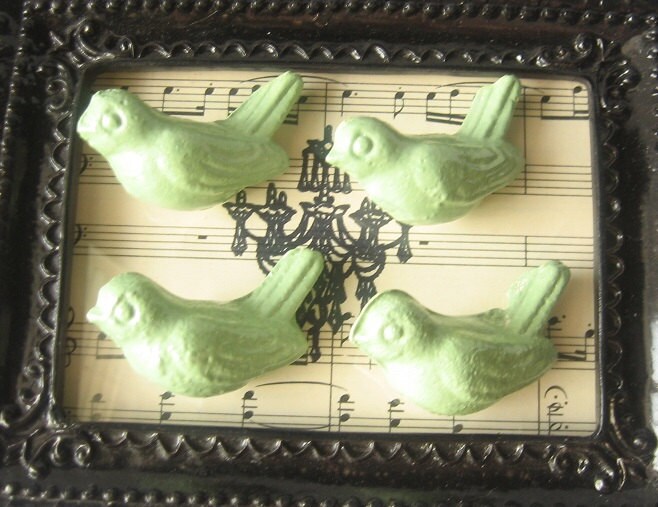 Cast Iron BIRD KNOBS Drawer Knobs Set of 4 in
