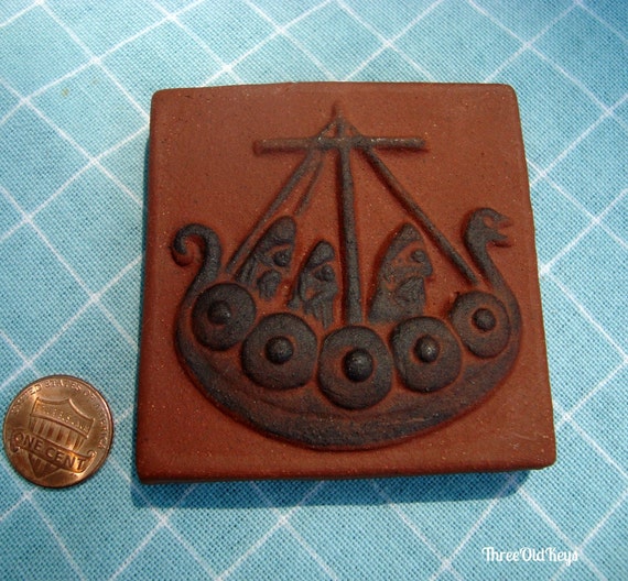 Square Tile Thyssen  Keramik  Denmark Viking Ship D136 Red Clay