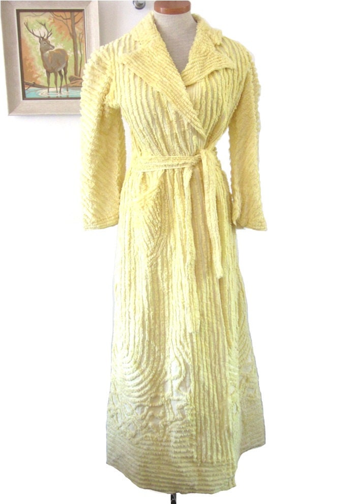 Vintage 1940s Robe Sunny Yellow Chenille Robe by vintagecurve