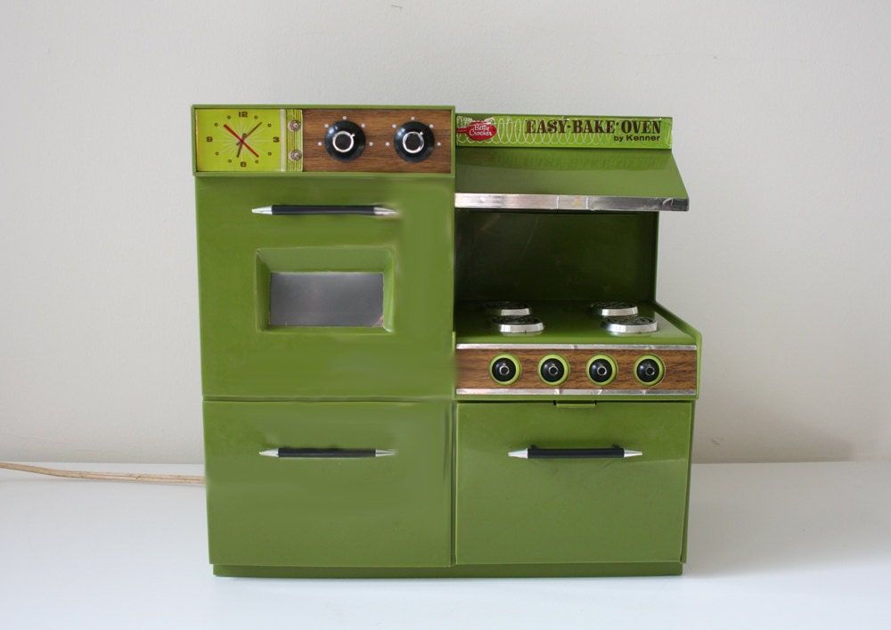 60s Easy Bake Oven