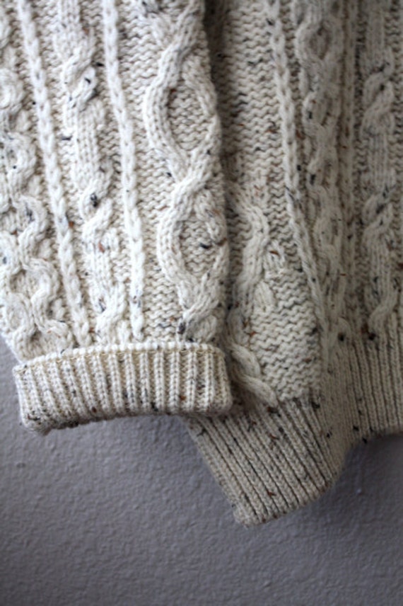 Vintage Men's OATMEAL Wool Knit Sweater