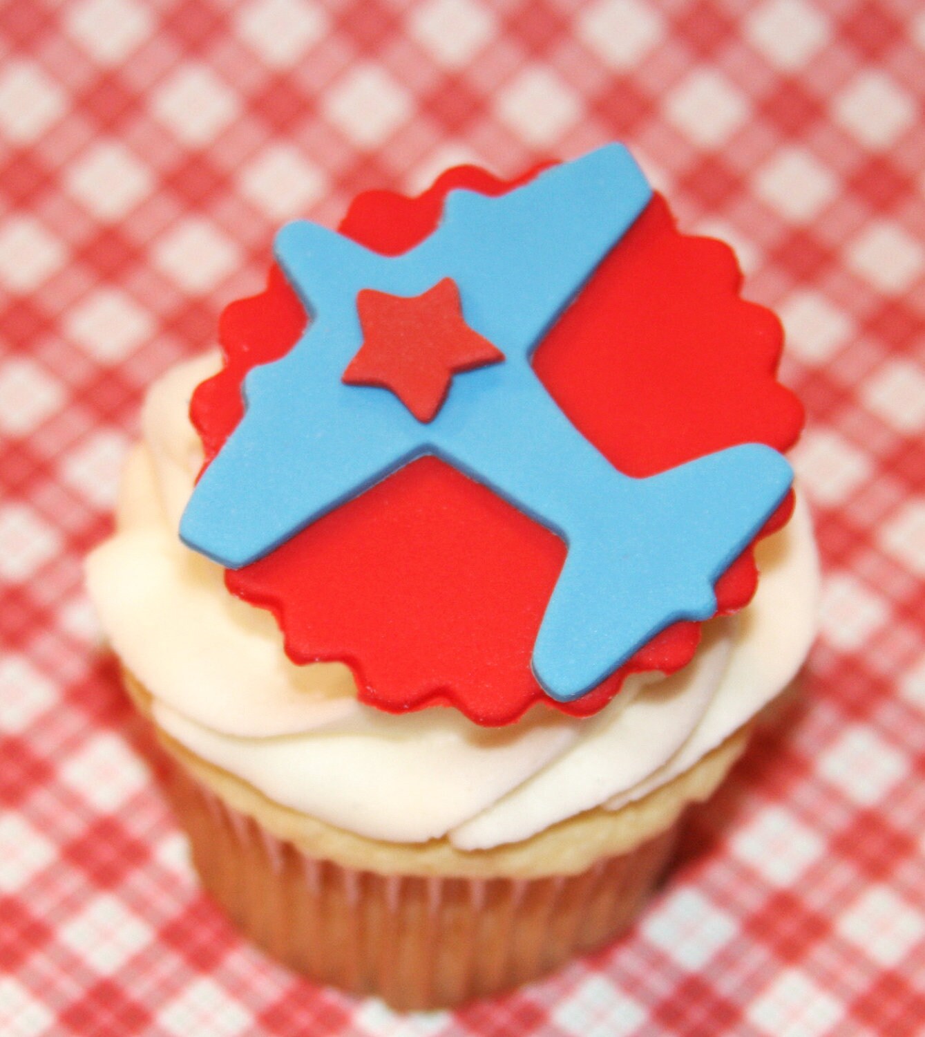 Fondant cupcake toppers Airplane and Age