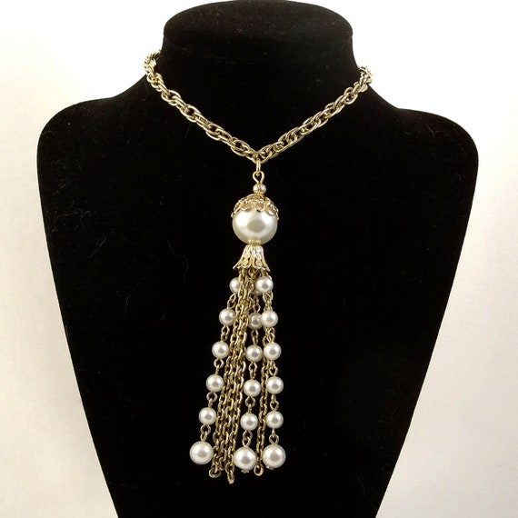 Vintage 1960s Pearl Necklace Chains Super by RebeccasVintageSalon