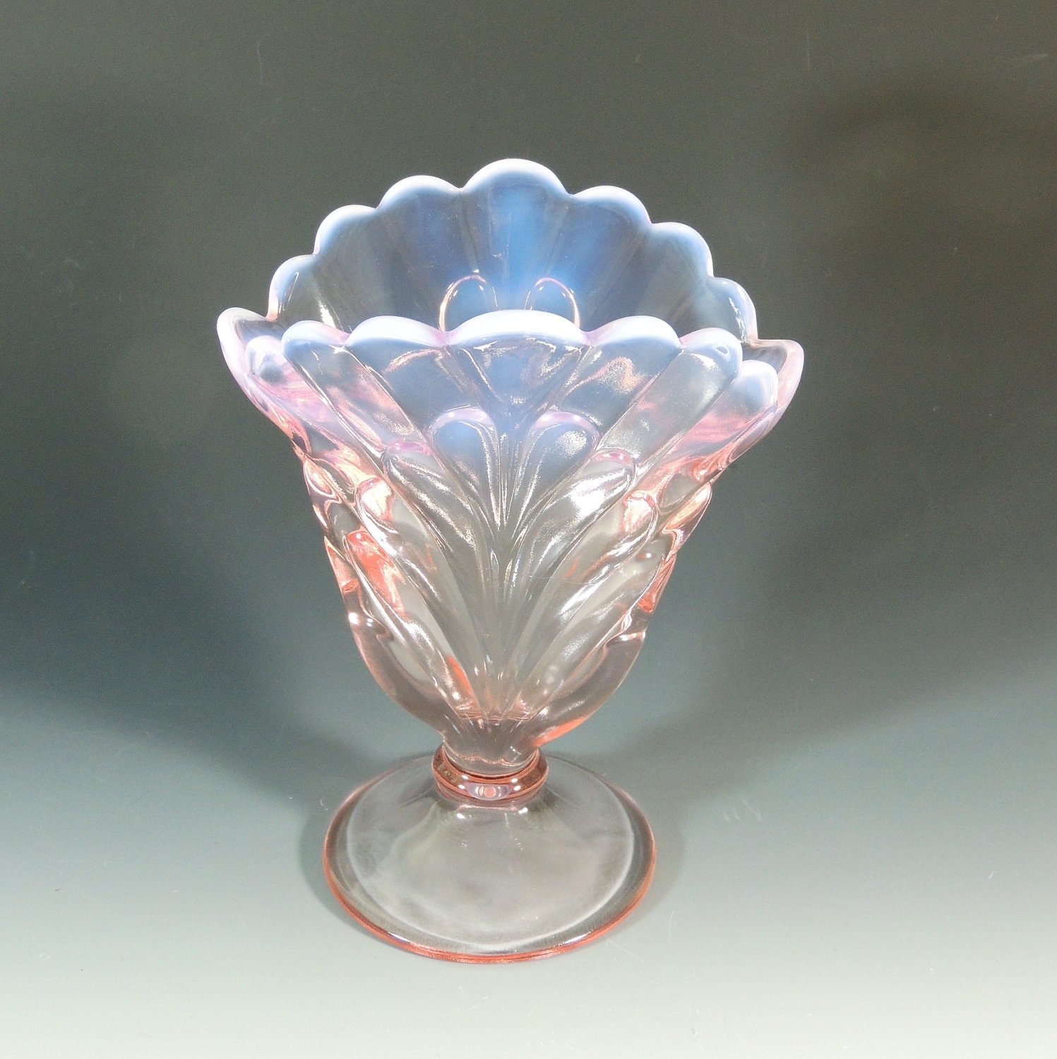 Tiara Exclusives Tea Rose Oplaescent Glass Vase by Indiana
