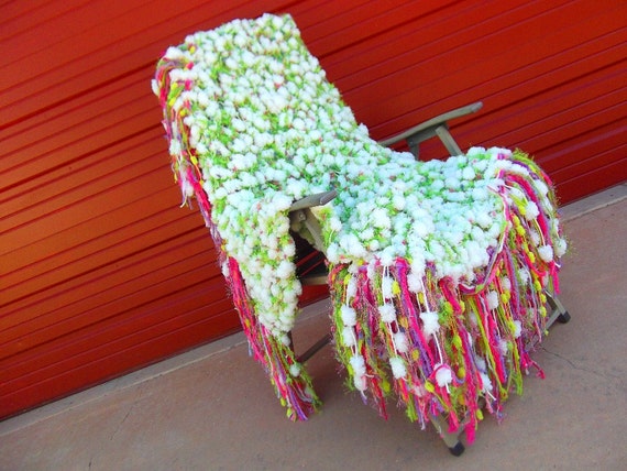 Pink and green throw blanket Find a great selection of blankets & throws at dirtyinstalzonevx6.ga Shop for wool, cotton and more in a wide range of styles and patterns. Free shipping and returns.