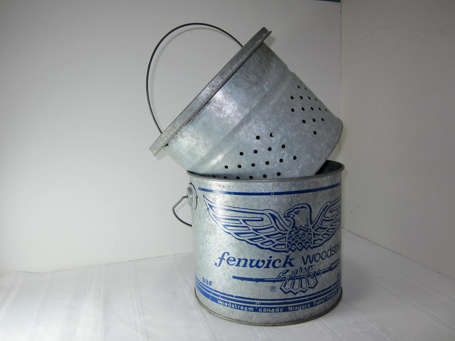 Vintage Metal Floating Minnow Bucket Fenwick Woodstream Corp.