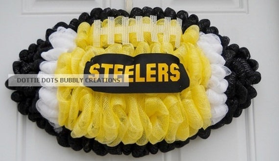 Items similar to Pittsburgh Steelers Deco Mesh Football 