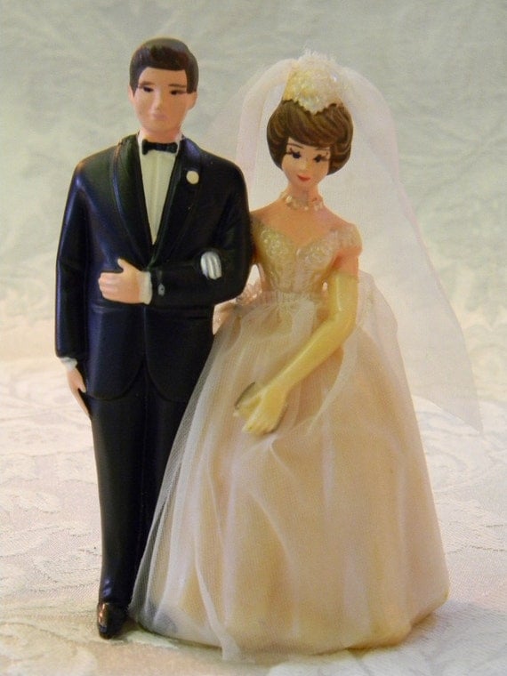 Vintage Bride and Groom Cake Topper by TheVintageBrides on Etsy