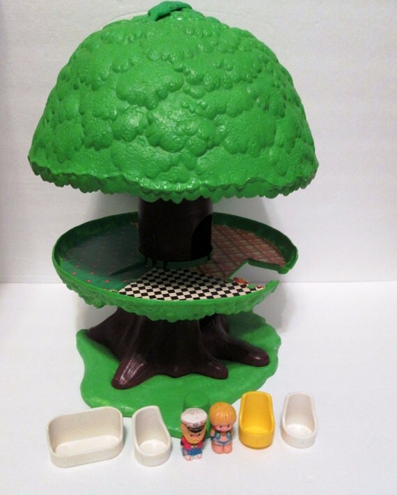 kenner tree house toy