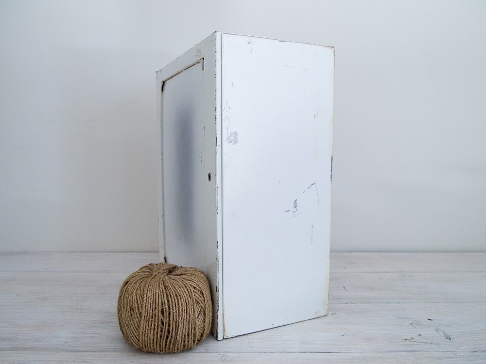 vintage white metal bathroom