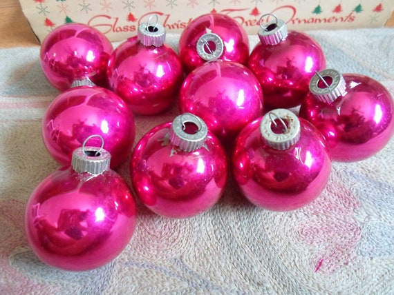 Hot Pink Shiny Brite Christmas Ornaments in by ThePrincessofPutz