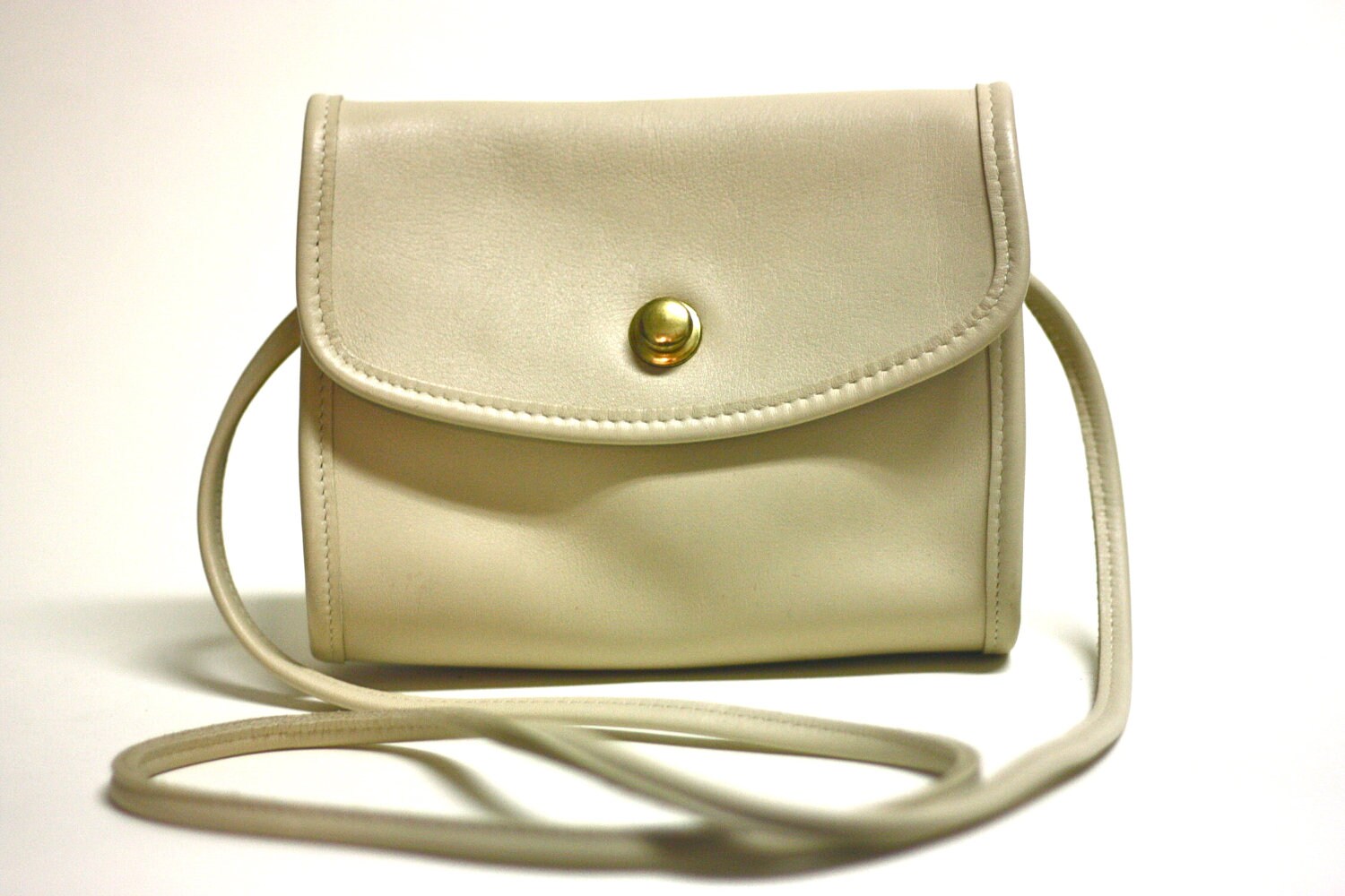 Small Coach Purse / Coach Crossbody Bag / Ivory by LOSTandFIND