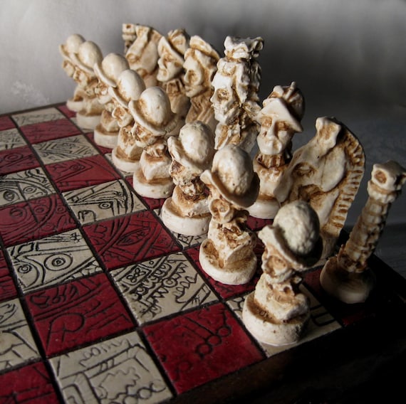 Chess Set Mayan or Aztec Calendar Conquistador Novelty