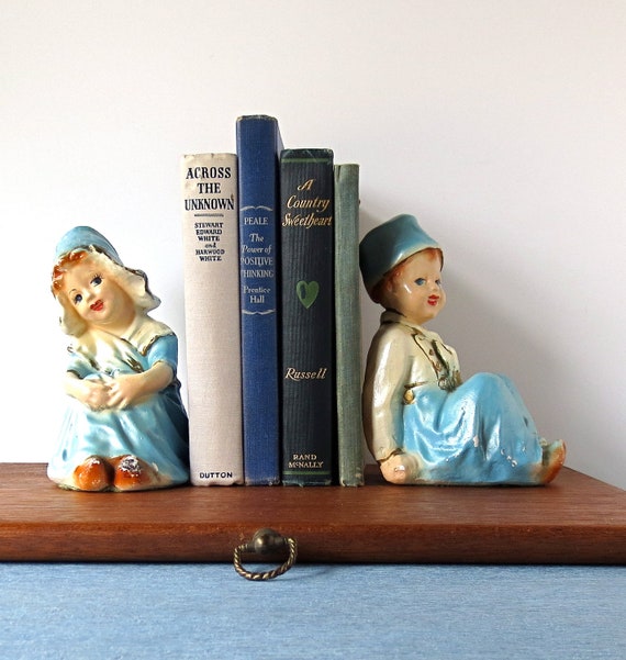 Vintage Book Ends / Dutch Boy and Girl by nyssaink on Etsy