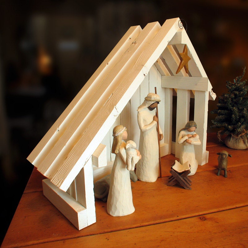 Nativity Creche Stable with Slant Roof for Willow Tree