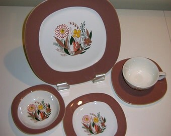 Vintage 1950 Taylor Smith Taylor 'Conversation' Place Settings, Nassau Pattern, 28 Pieces