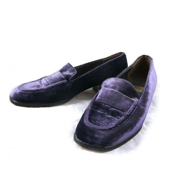 Purple velvet vintage 70s loafers grape / by CuratedCloset