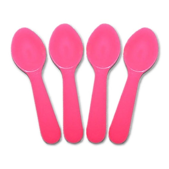 Pink Plastic Crafting Spoons by JazzyAppleGal on Etsy