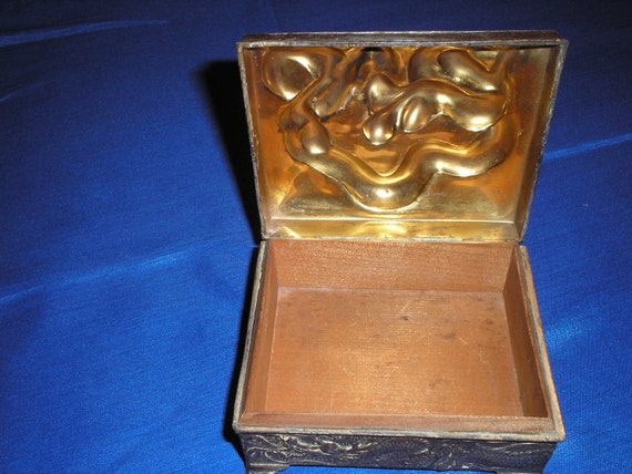 Vintage Made in Japan metal trinket box