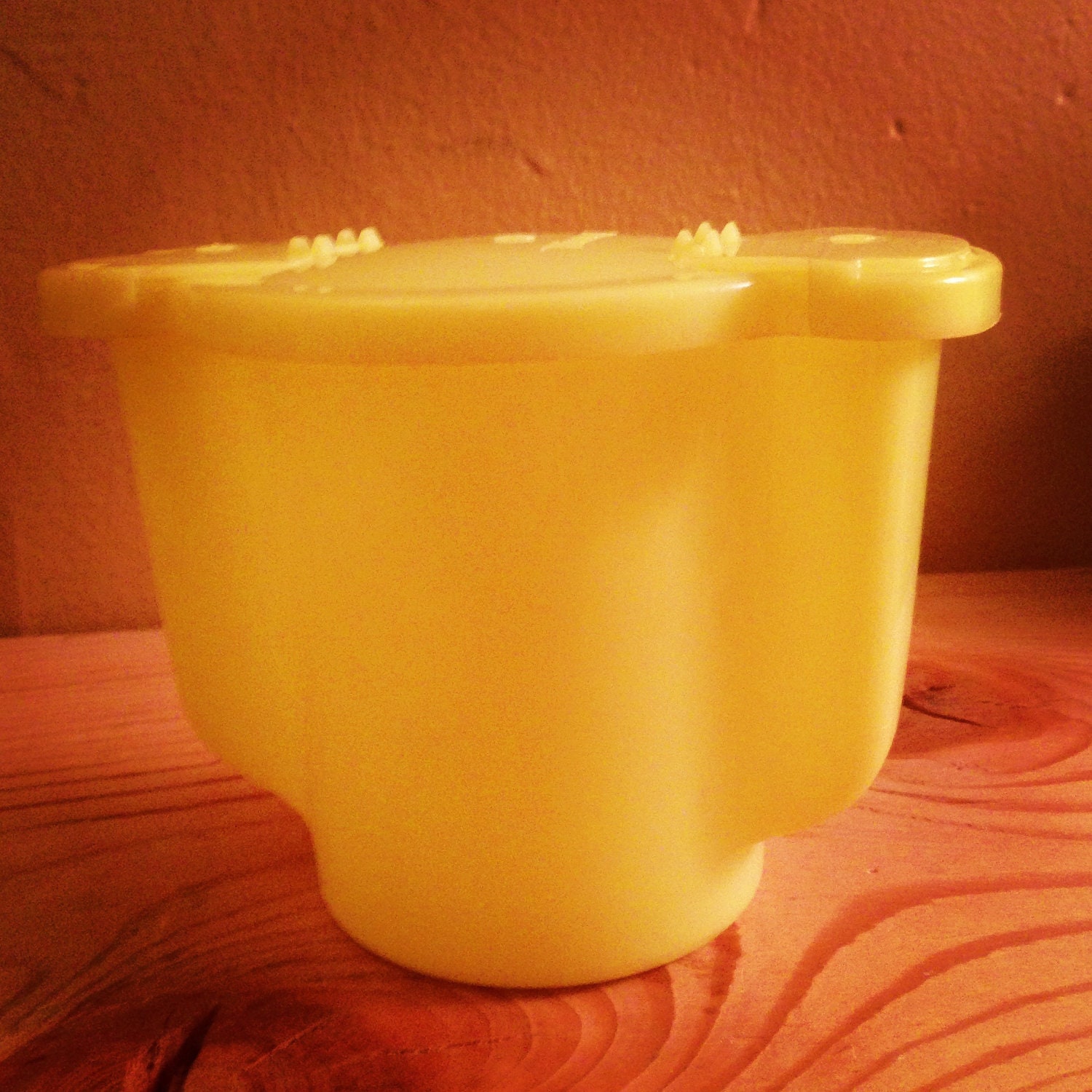 Tupperware Lemon Yellow Sugar Dispenser