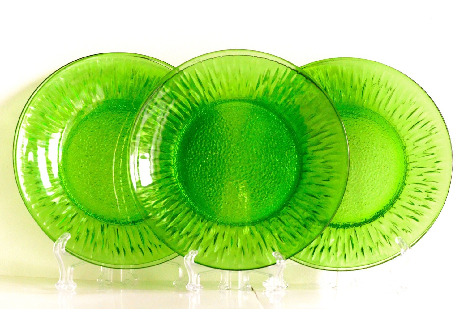 Vereco French green temperedglass dinner plates set of six