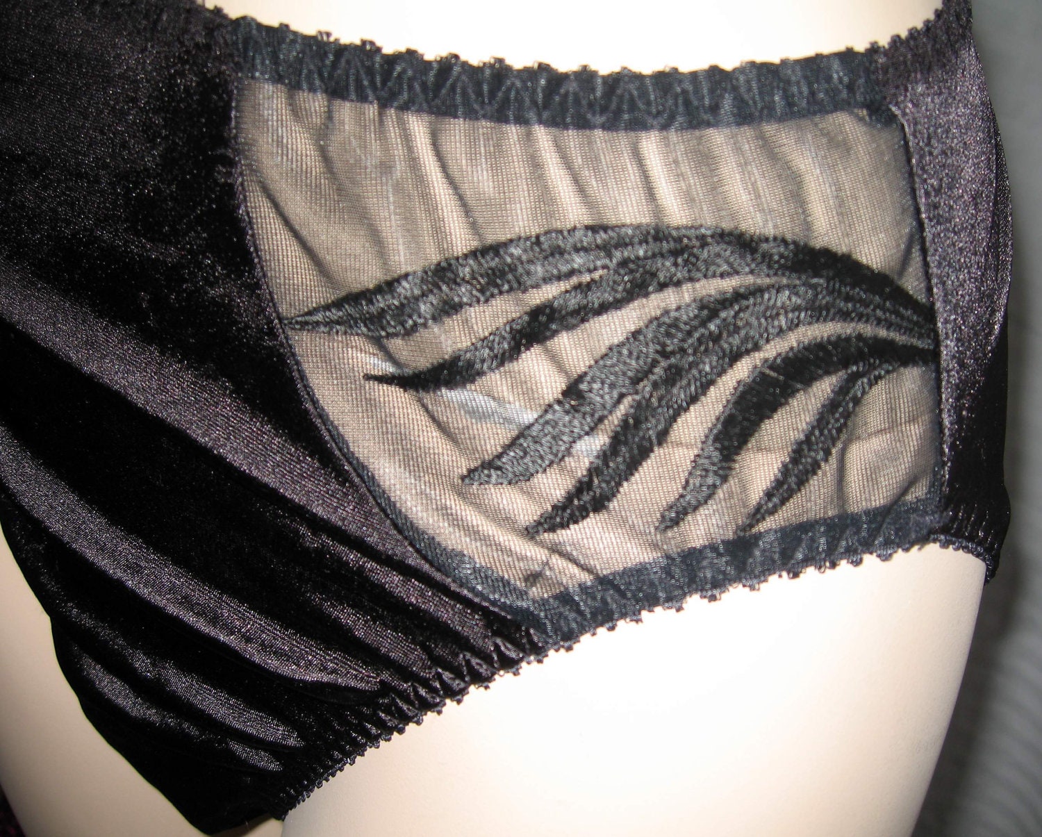Vintage 1980's Black Olga Panties