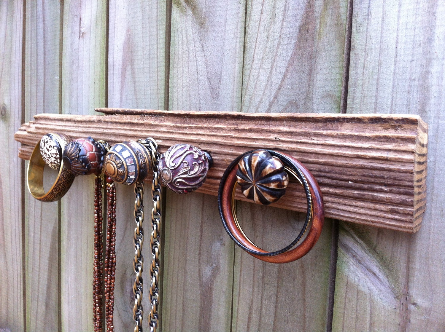 Rustic Decorative Knob Jewelry Wall Display