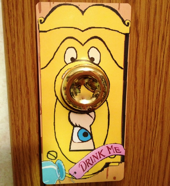 Alice in Wonderland Doorknob door hanger. FREE US by AnimeItems