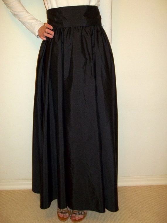 Very Cool Long Black Taffeta Skirt Circa by BirdieHogan on Etsy