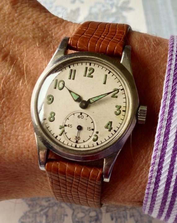 Military 1940s Tavannes Cyma 15 Jewel vintage Swiss watch