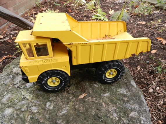 Vintage Truck / Vintage Tonka / Vintage Mighty by VLDDecorandHome