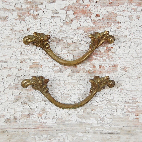 Vintage French Provincial Drawer Pulls Petite Size Solid Cast