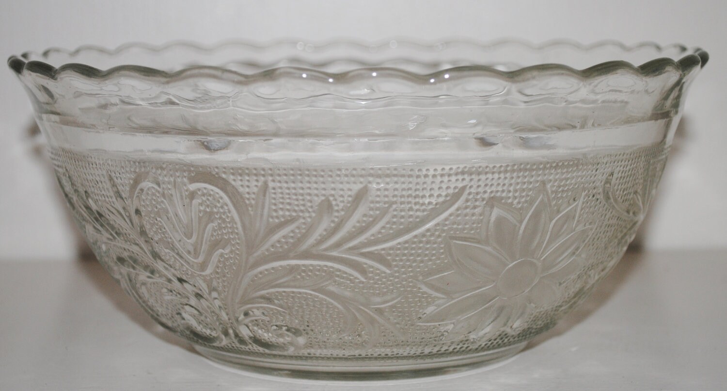 Vintage Clear Sandwich Glass Bowl by by HarpersFerryGypsyMkt