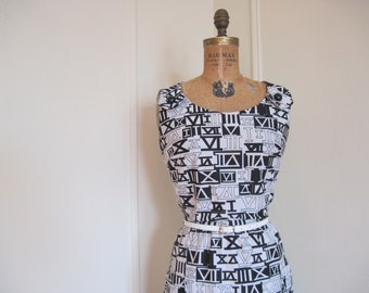 ROMAN NUMERALS - vintage mod 1960s Black and White Party Dress - size large to extra large, l/xl
