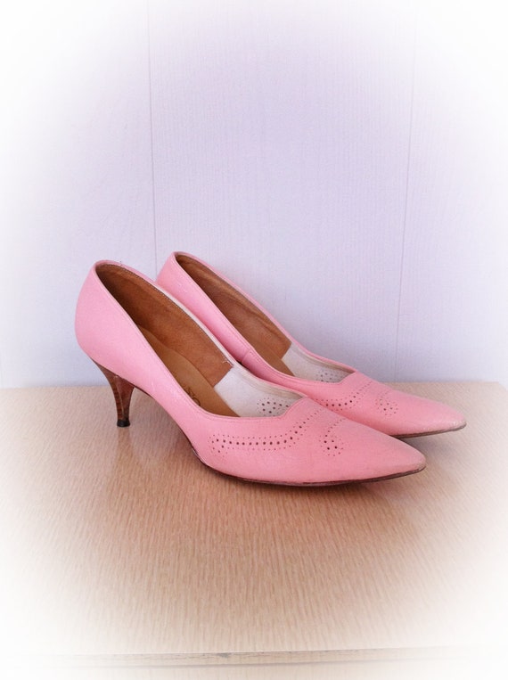 Vintage 1960s Shoes Cotton Candy Pink Dolmode High Heels