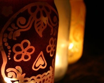 Garden Light, Mason Jar Outdoor Light, Day of the Dead Sugar Skull decoration in Black and Pink