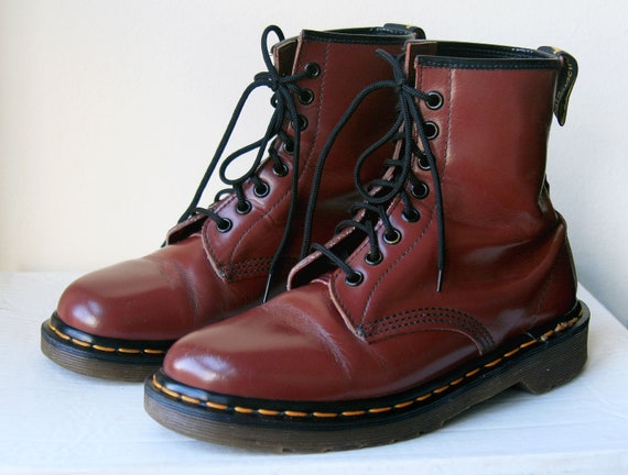 Vintage Made in England Dr Martens 1640 Oxblood Lace Up