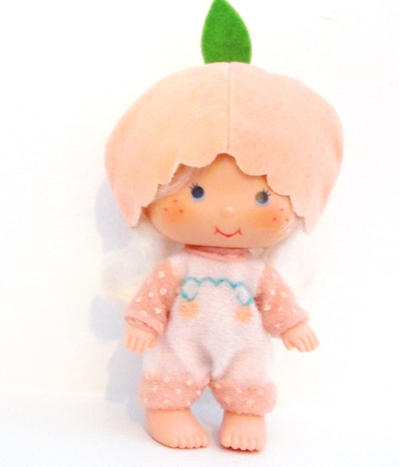 strawberry shortcake apricot blow kiss doll