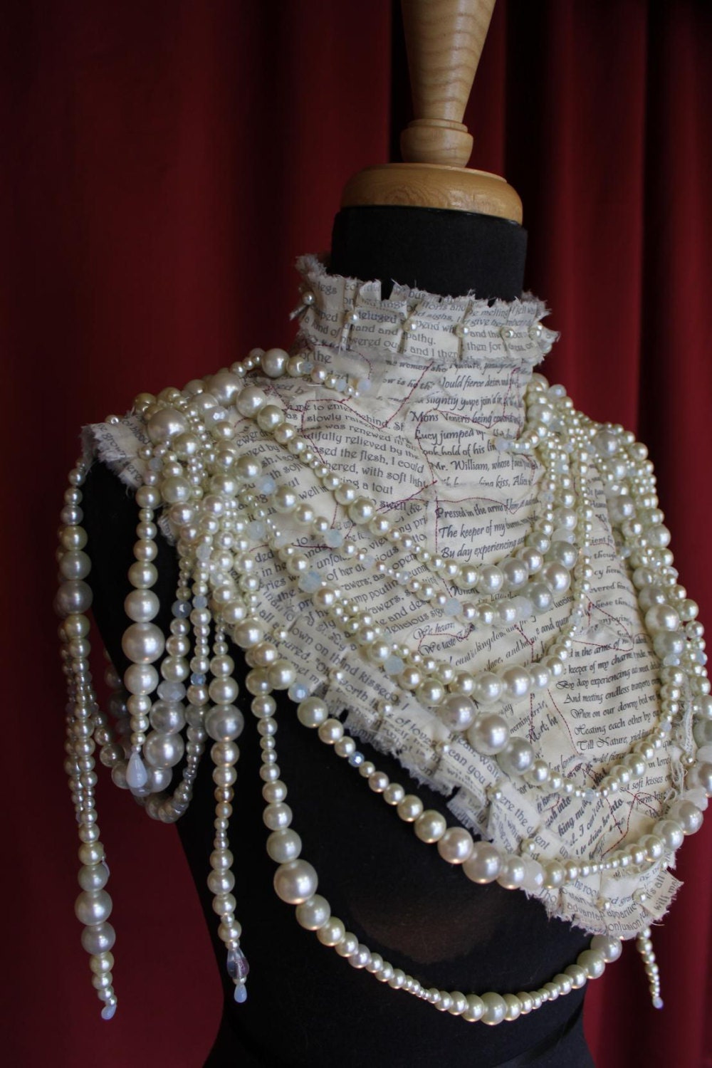 The Pearl Necklace Silk Collar of Erotic Stories Decorated