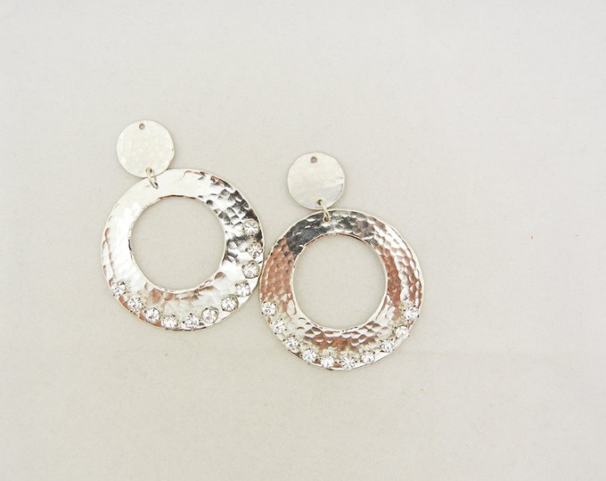 Pair of Round Hammered Silver-tone Drop Charms Rhinestones