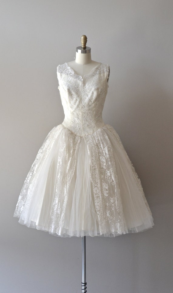 lace 50s wedding dress / vintage 1950s wedding dress / Angel